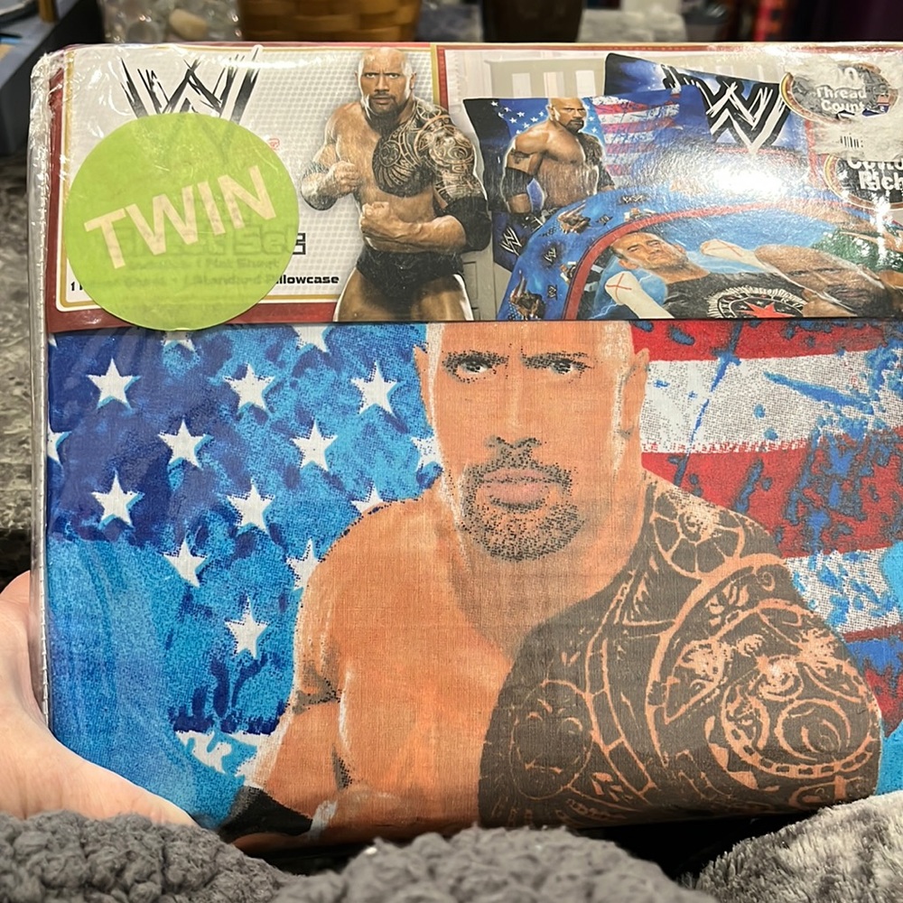 ⭐️WWE TWIN SHEET SET⭐️